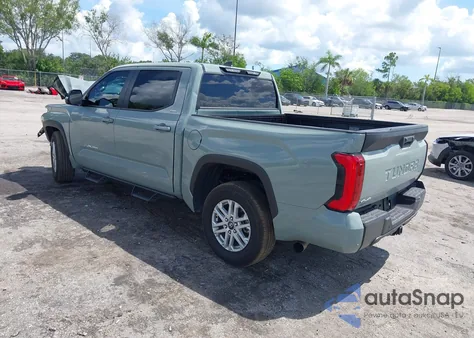 2025 Toyota Tundra Sr5 4Wd z USA, uszkodzony, nr VIN 5TFLA5DB6SX271383